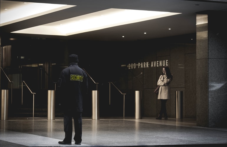 How To Find The Best Security Guard Services Company Near Me?